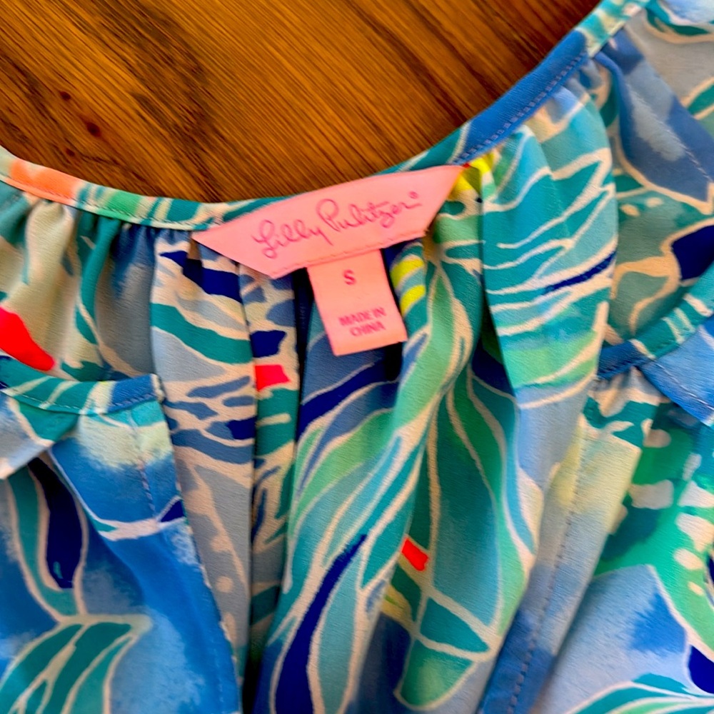 Lilly Pulitzer Blue and Green Floral Top - Picture 2 of 4